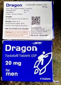 So sánh Tadalafil (Thuốc Cialis Generic) và Sildenafil (Thuốc Viagra Generic) 3 thuoc DRAGON 20mg Tadalafil usp 4 vien